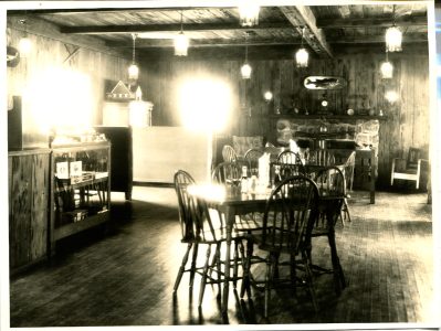 Patterson, NY, Rt 22 #2693_1938 (Buchanan's)