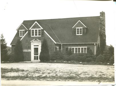 Patterson, NY, Rt 22 #2693_1939 (Savoy)