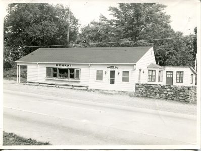 Patterson, NY, Rt 22 #?_1951 (Buenger's Inn)