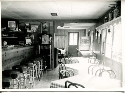 Patterson, NY, Rt 22 #?_1951 (Buenger's Inn)