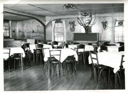Patterson, NY, Rt 22 #?_1955 (The Log Cabin Restaurant)