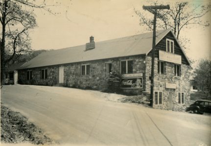 Patterson, NY, Putnam Lake, HavilandDr #83_1938 (Murphy's store & Harvest Moon Restaurant)