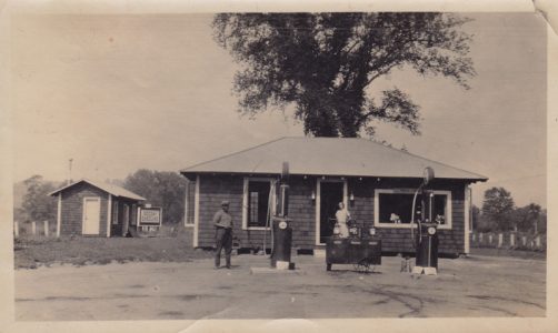 Patterson, NY, Rt 22 #2600_c1917 (The Elm Gas Station)