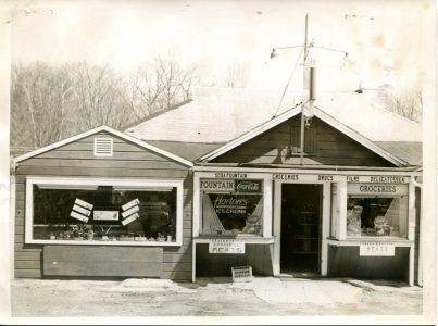 Patterson, NY, Putnam Lake, Haviland Dr_1954 (Herman's General Store)