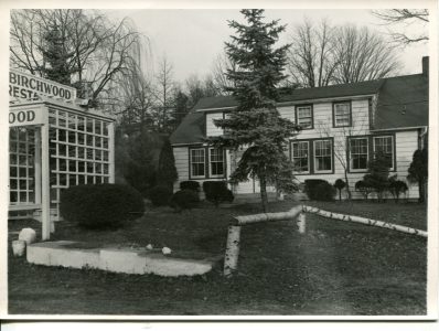 Patterson, NY, Rt22 #2200_1952 (Birchwood Inn Restaurant)