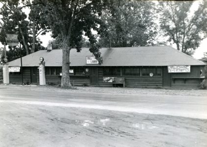 Patterson, NY, Putnam Lake, Haviland Dr_1937 (Irish's Log Cabin)